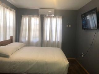 Avalon Regia 2 Bathroom Downstairs Apartment - Georgetown - 3
