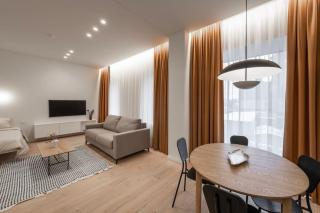 Downtown getaway apartments by Prime Rentals II - 7