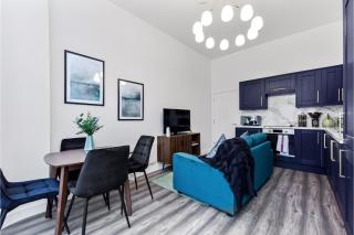 Fabulous One Bedroom Flat with Private Garden - 0