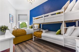 Stylish and Family Friendly 3 Bedroom Apartment - Londra - 0