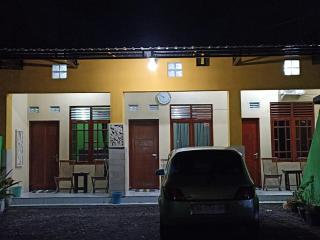 Penginapan Ana Indah - 9