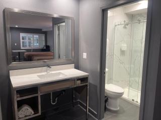 Travelodge by Wyndham Whittier - Whittier - 7