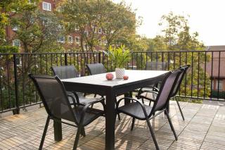Historical Malt Factory Apartment, 6 Bedrooms, sleeps 12 , Hot Tub - Helsingborg - 2
