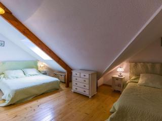 Appartement T4 avec balcon, 4-6 pers, proche centre et télécabine, navette gratuite - FR-1-401-276 - Cauterets - 8