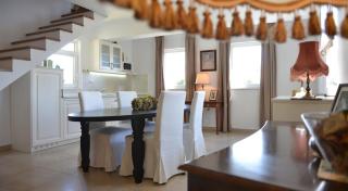 Effie Perine Apartments - 1