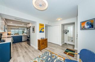 Club Bahia Happiness Comes in 'Waves' on Isla del Sol - 6