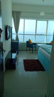 FT22 R3 Open beach ajman washroom is outside - Ajman - 4