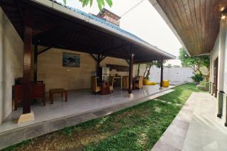 Cantik Villa Standard 2 - 3