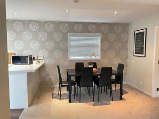 University 3bdrm house w/ Carpark - Christchurch - 4