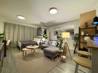 Cozy and Modern Living - Manila - 0