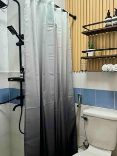 Cozy and Modern Living - Manila - 6