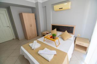 Sunset Beach Club Aqualettings Mermaid 37 - 3