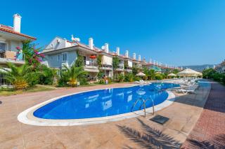 Sunset Beach Club Aqualettings Mermaid 37 - 0