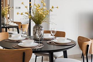 StoneTree - New Apartment in Prime Location - Dubai - 3