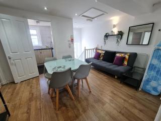 Smart & Bright Apartment - 3