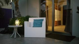 Sandcastle Beach Apartments - Palm-Eagle Beach - 1