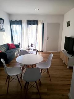 Fuerte Vibes Guest House In Corralejo - 1