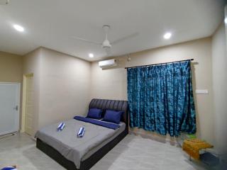 BOUGAINVILLEA HILLVIEW HomeStay LANGKAWI - Pantai Cenang - 2