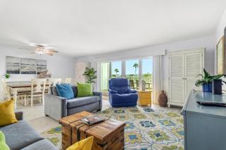 Beach Oasis - No Storm Damage & Guest Ready! Come Enjoy the Heated Pool & Relax at the Beach! - Clearwater Beach - 7