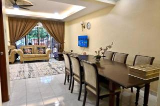 Hani Kristal Homestay - Shah Alam - 2