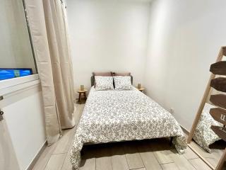 Lumineux 2 pièces - centre-ville climatisé - netflix prime canal - bien placé - 5