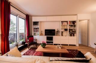 Paris-Daumesnil - Grand 2 pieces 4 etoiles de charme sur jardin - 61m2, pour 4p - Large 4 star charming 1 BR apt for 4 with AC - París - 8