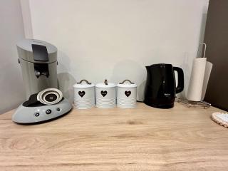 Lumineux 2 pièces - centre-ville climatisé - netflix prime canal - bien placé - 1