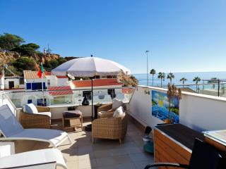 Magnifique Duplex avec piscine en bord de mer - Olhos de Água - 0