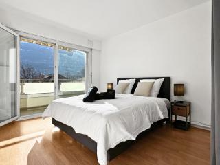 Sion city Heart of Swiss Alps - Sion - 5
