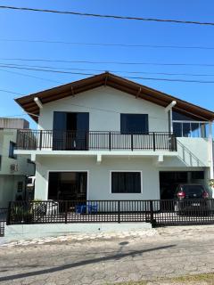 Casa no centro de Garopaba - Garopaba - 1