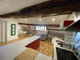 APARTAMENTOS "Plaza de la Iglesia" - Vigo - 0