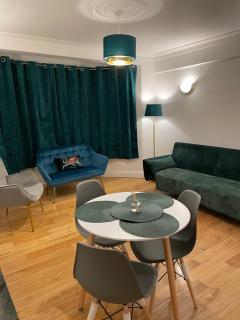 Superb 2 Bedrooms Ealing Broadway Apartment next to Tube & Buses - Ealing - 8