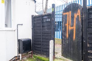 Flat in west midlands - Longford - 1