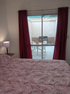 AMPLIO DEPARTAMENTO EN PLANTA BAJA - 5