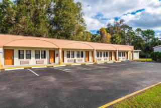 Econo Lodge - Crystal River - 9