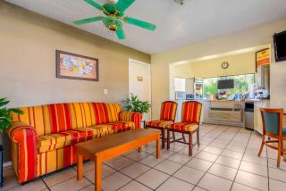 Econo Lodge - Crystal River - 4