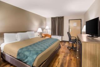 Econo Lodge - Hendersonville - 2