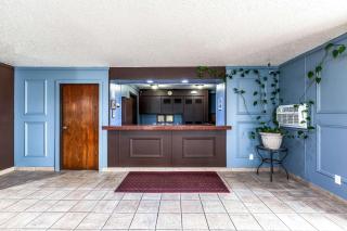 Econo Lodge Inn & Suites - Auburn - 8