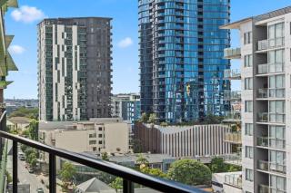 South Bank Living! ~ 1Bed, 1Bath, 1Car, Balcony - 4