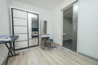 Retreat Blue Ocean 3BR Mosaic Southkey Midvalley by Our Stay - 2