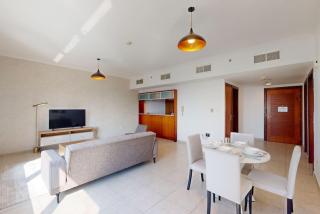 Al Sahab 2 - Elegant One Bed with Breathtaking View - Dubai - 2
