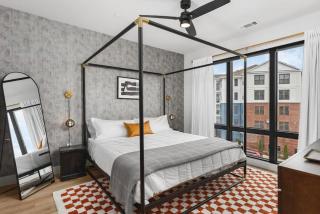 Premium 2 Bedroom, 4 Bed with HUGE Wrap Around Patio - Nashville - 7