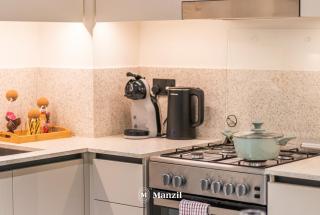 Manzil - 2BR Home in Emaar Beach Front with Sea View - 3