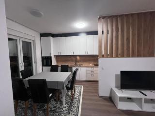 Nice apartment with great views - Prishtinë - 2