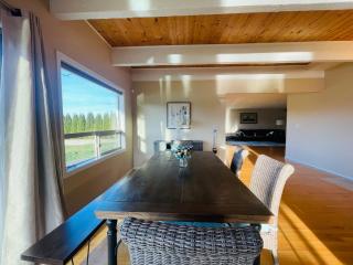 Lake Tapps Dock House on the Bankers Island - - 4