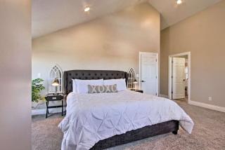 Spacious Home With Hot Tub - Great Falls - 4