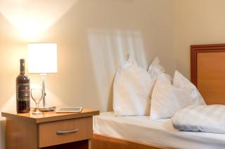 P4W Hotel Residence Szombathely - Szombathely - 8