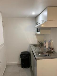 144 - Urban Charming Studio in Paris - Parijs - 5