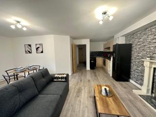 Portsmouth City Centre 2 Bed Apartment close to Southsea Beach - Portsmouth - 9