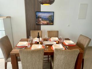 Modern and spacious 3-bedroom apartment with balcony & garden near beach - Malinska - 9